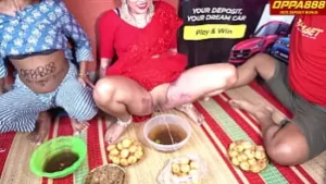 Dirty Talking Step-Mom wordt nat met gouden douche in de Indiase xxx realiteit